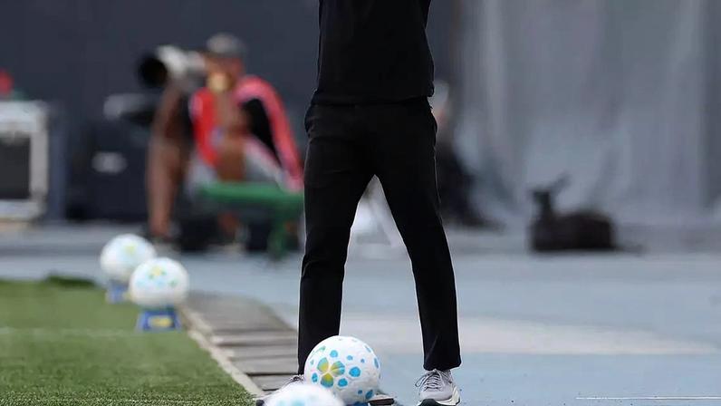 Franclim Carvalho durante partida do Botafogo