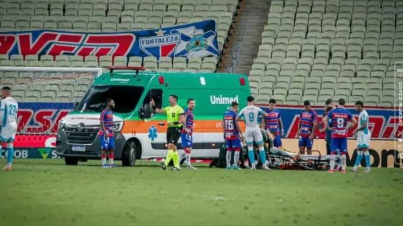 Jogadores do Fortaleza festejam gol diante do Londrina –