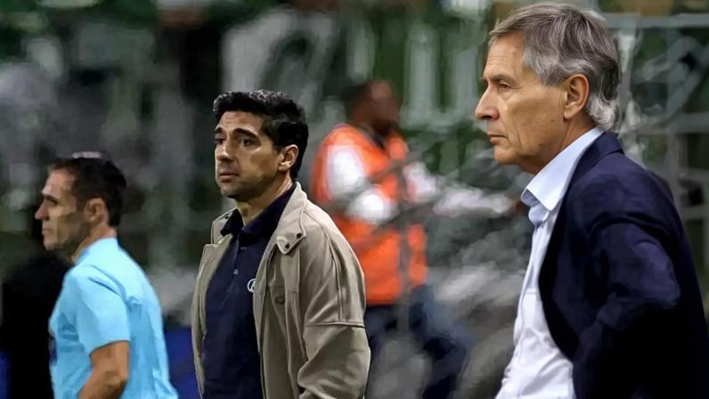 Abel Ferreira durante Palmeiras x Cerro Porteño