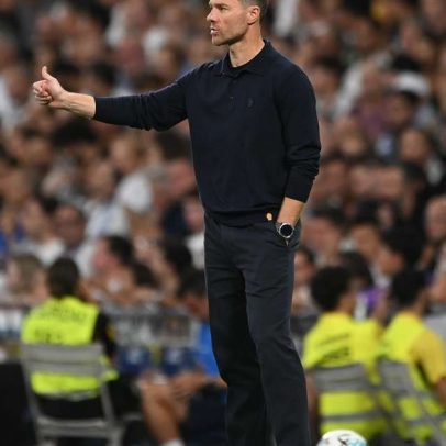 Xabi Alonso recebe proposta para treinar gigante da Premier League