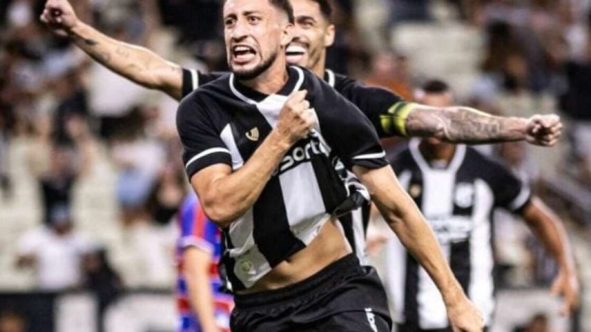 Mailton marca de pênalti o gol do Fortaleza. Mas, no segundo tempo, o Ceará virou o clássico.