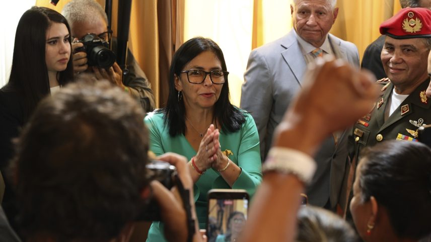 Imagem colorida, Delcy Rodríguez, presidente encarregada da Venezuela- Metrópoles