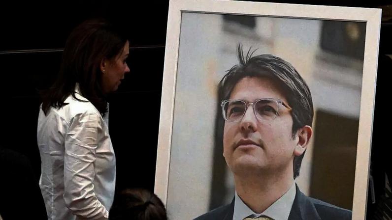 A morte do pré-candidato Miguel Uribe marcou o tom da campanha eleitoral colombiana
