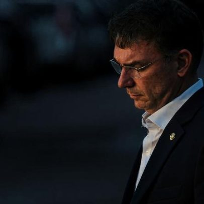 Imprensa internacional cobre conversa entre Flávio Bolsonaro e Vorcaro