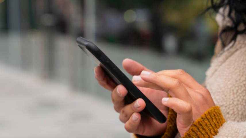Perfis fakes são problema comum na internet; saiba como se proteger