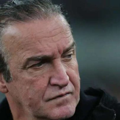 Cuca critica briga entre Neymar e Robinho Jr.; diz que ninguém está certo