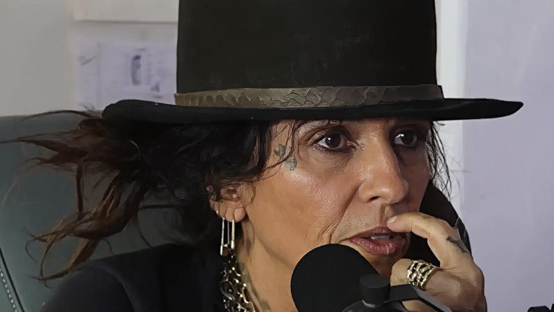 Linda Perry fala sobre como escreveu hit de P!nk