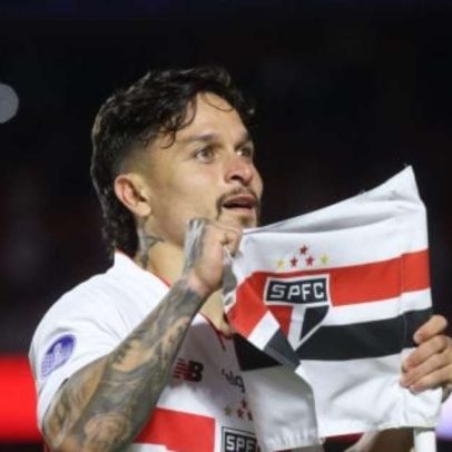 Artur afirma que pretende ter muitos anos com a camisa do São Paulo