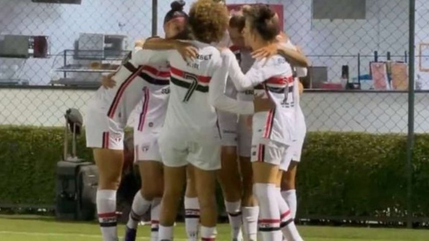 São Paulo vence Flamengo e assume a vice-liderança no Brasileirão Feminino