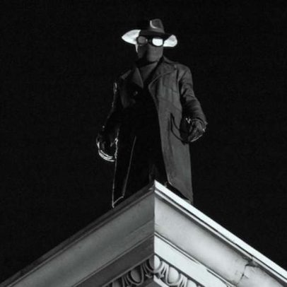 Trailer e novas imagens de Spider-Noir com Nicolas Cage são divulgados