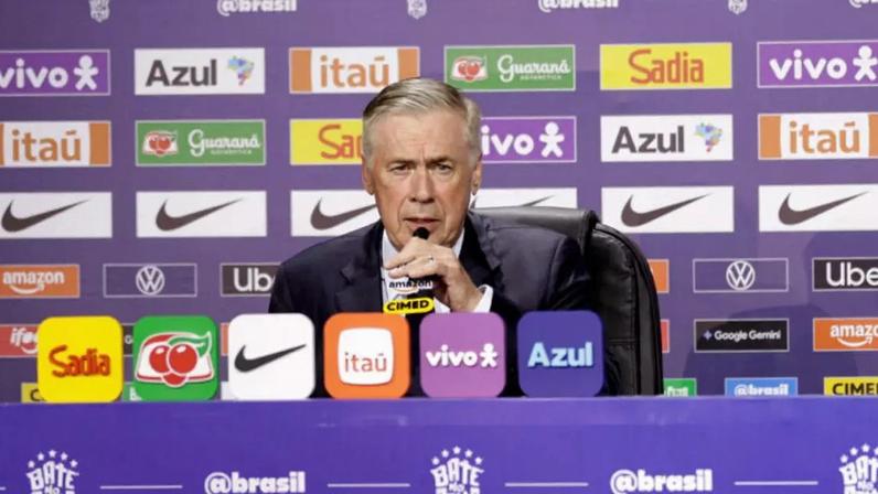 O treinador Carlo Ancelotti durante o anúncio dos 26 jogadores que irão à Copa do Mundo de 2026.