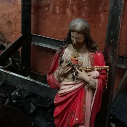 Imagem de Jesus Cristo permanece intacta após incêndio devastador
