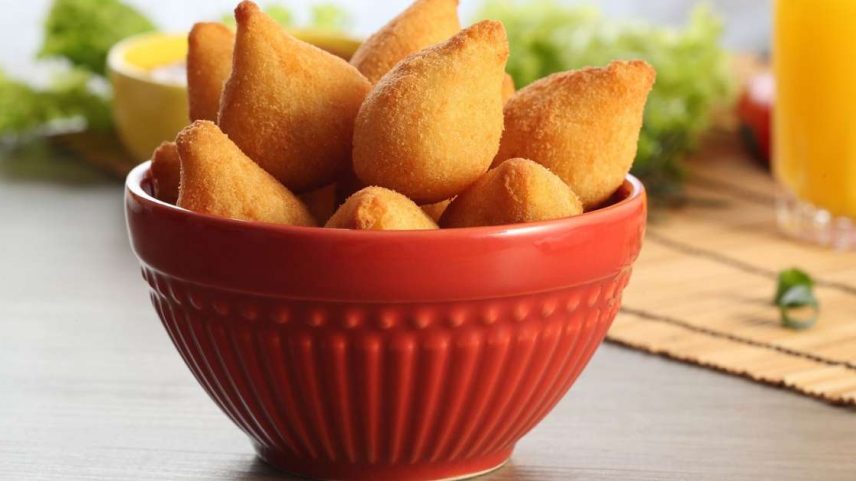 O dia de celebração da coxinha é o momento perfeito para provar variações saborosas do salgado, que é o preferido dos brasileiros