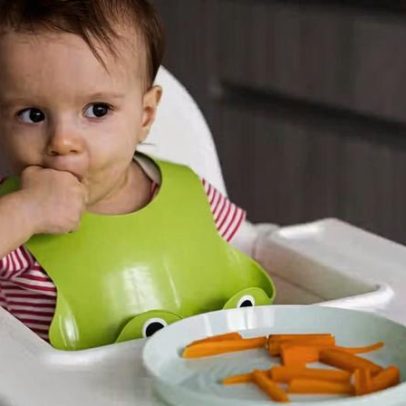 Desenvolvimento de bebê de 11 meses: sono, primeiros passos e fala