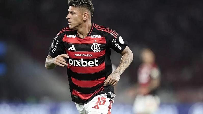 Torcida Organizada vai até a casa de Carrascal após expulsão contra o Palmeiras