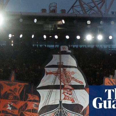Fãs do Arsenal planejam ir à final da Champions com voos de £1.500 ou trem noturno