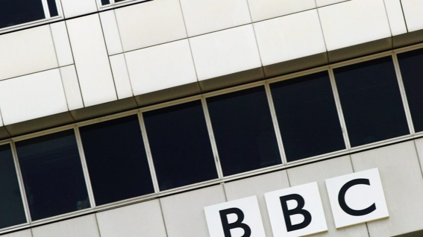 BBC afirma ter filmagem enterrada de Banksy em mural de NYC, diz ex-reporter