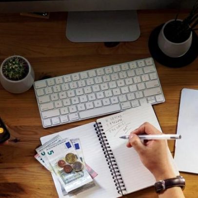 Restituição do IR: como usar o dinheiro para organizar as finanças