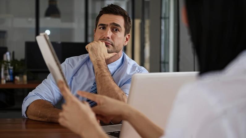 Respostas convincentes nem sempre significam informações corretas: especialistas alertam para os limites da automação. (foto/Thinkstock)