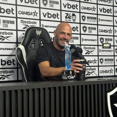 Franclim explica ausência de Danilo em jogo do Botafogo: não estava com cabeça
