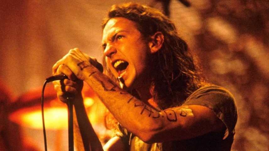 O vocalista Eddie Vedder, do Pearl Jam, em 1992