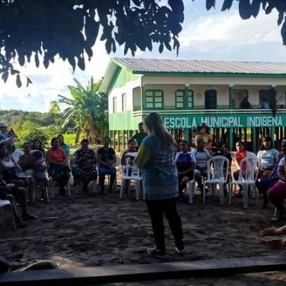 Indígenas se rendem a Jesus na 1ª conferência de mulheres ribeirinhas do Amazonas