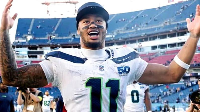 Smith-Njigba fica irritado por receber troféu de Defensor do Ano da NFL