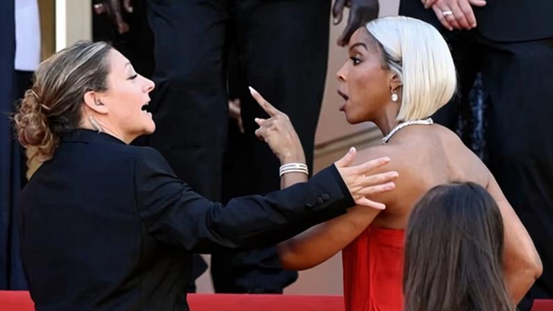 ‘You’re not my mother!’ … Kelly Rowland beefs with security in 2024.