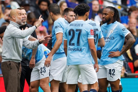 Semenyo decide vitória em Wembley no possível último momento de Guardiola