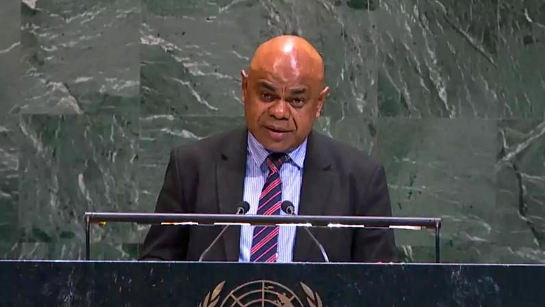 Odo Tevi, embaixador de Vanuatu na ONU, discursa na plenária da ONU. (20/05/2026)