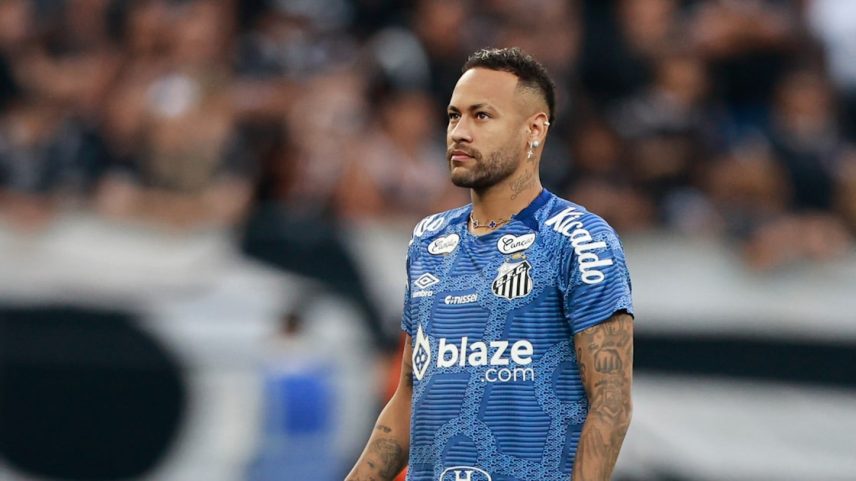Carreira de Neymar se liga à de Márcio Fernandes. Em duas oportunidades, treinador promoveu atacante, que virou a estrela de uma geração do futebol brasileiro. Crédito: TV Estadão