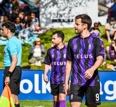 Nova regra de impedimento no Canadá já rende gol