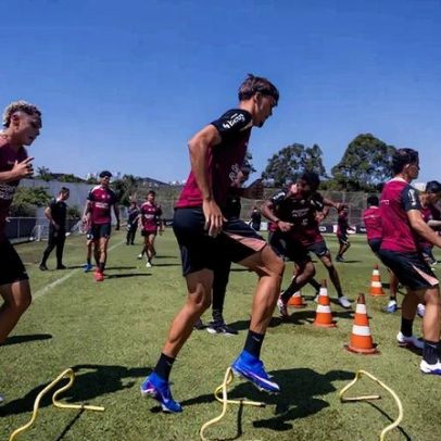 João Pedro Tchoca passa por cirurgia e desfalca Corinthians contra o São Paulo