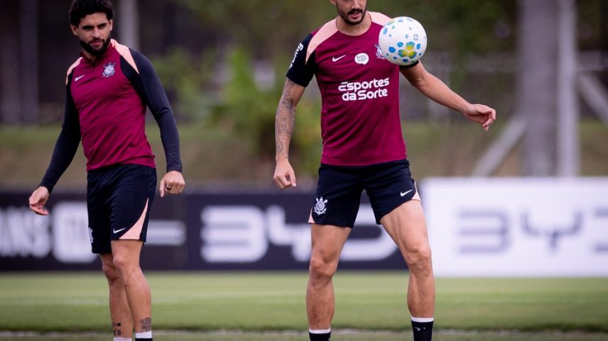 Yuri Alberto e Gustavo Henrique em treino do Corinthians — Foto: Rodrigo Coca/Agência Corinthians