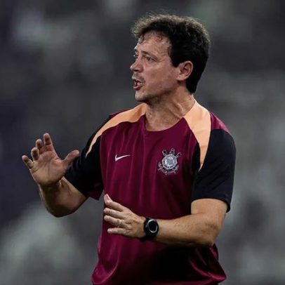 Corinthians faz mudanças no ataque para último jogo antes da Copa