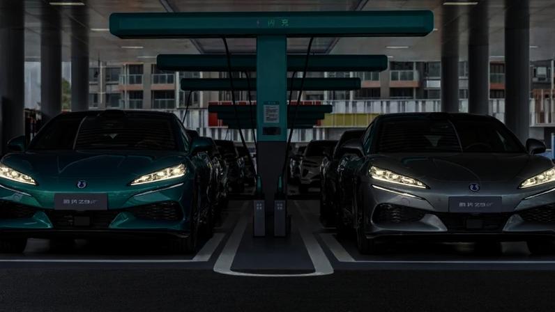Imagens | Motorpasión, Stellantis, BYD