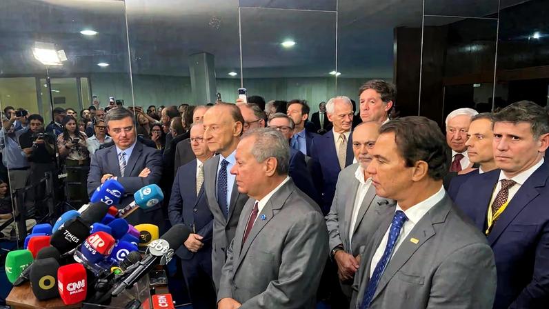 Empresários buscam diálogo com Senado para discutir fim da 6X1