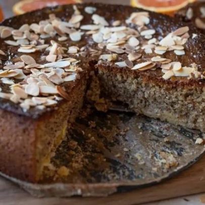 Bolo de liquidificador com 4 opções sem glúten para o lanche da tarde