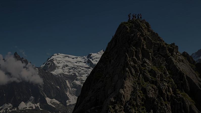 Do montanhismo à escalada no gelo: festival de verão nos Alpes franceses