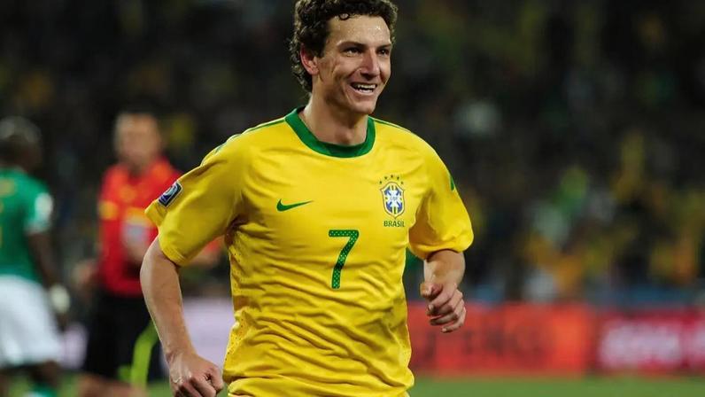 Elano pela Copa do Mundo de 2010 (Photo by Stuart Franklin/Getty Images)
