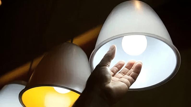 Governo planeja bancar parte da conta de luz de famílias de baixa renda