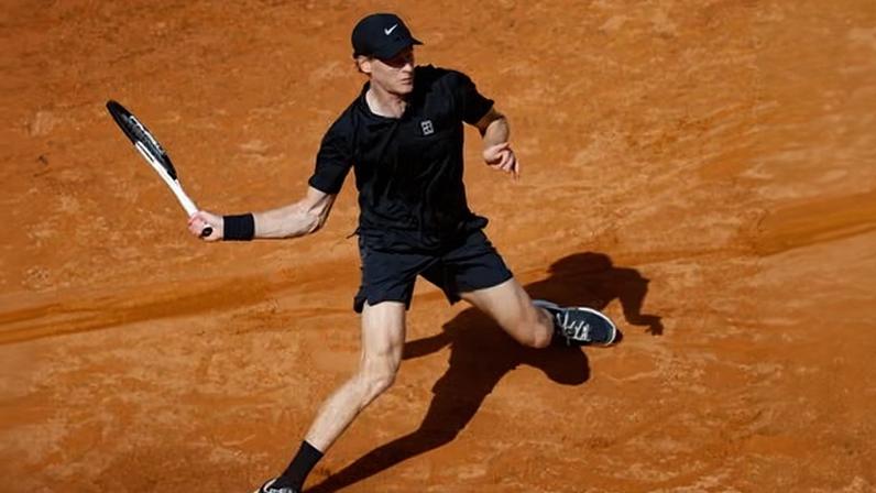 Jannik Sinner will enter the French Open on a 29-match winning streak.