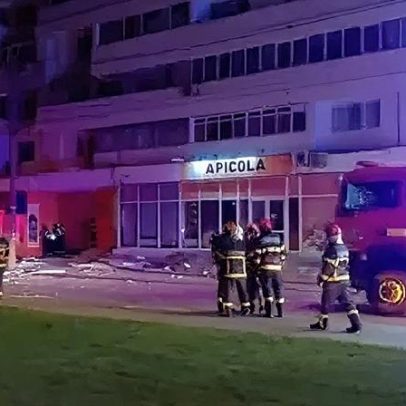 Drone russo cai em prédio de apartamentos na Romênia