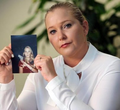 Sarah Wynn-Williams e Virginia Giuffre ganham direito de publicar prêmio britânico
