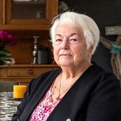Detido de 85 anos na ICE enfrenta ambiente com guardas que gritam