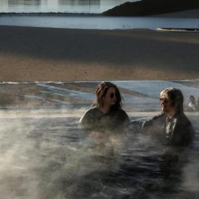 Islândia: moradores valorizam piscinas, segredo para turistas
