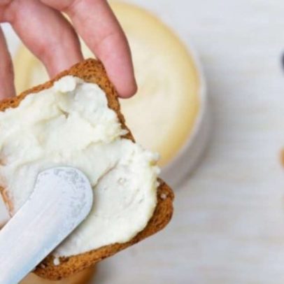 Diferenças entre creme de ricota, cream cheese e requeijão vão além do sabor