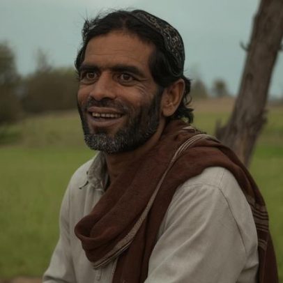 Ex-hindu que planejava matar cristãos em culto se rende a Jesus e se arrepende