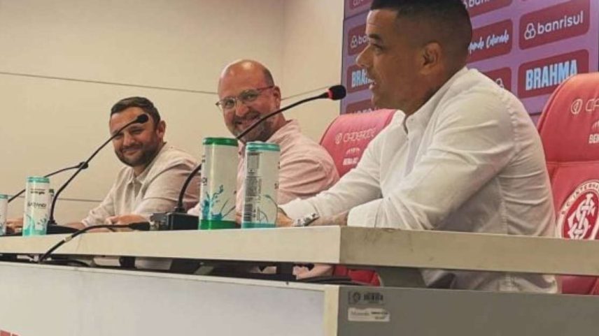 Barcellos vence no Conselho, e Internacional aprova contas de 2025 após debate sobre direitos de TV –