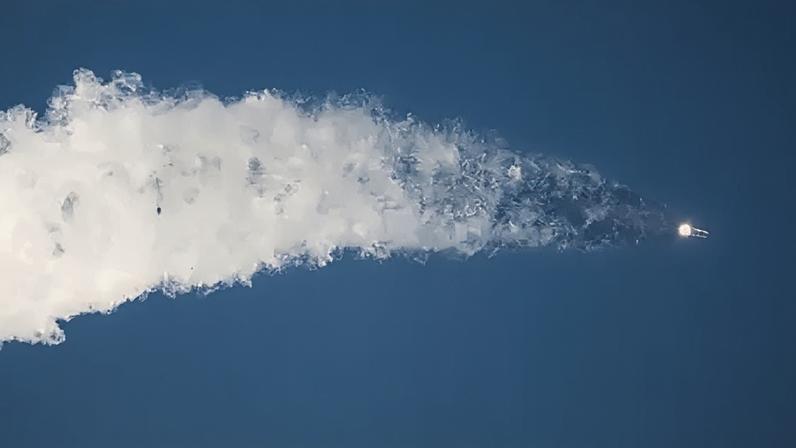 SpaceX lança enorme foguete Starship V3 em voo de teste